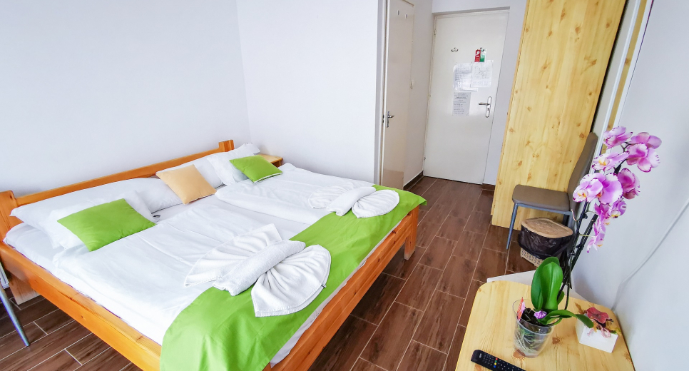 3 Bed room